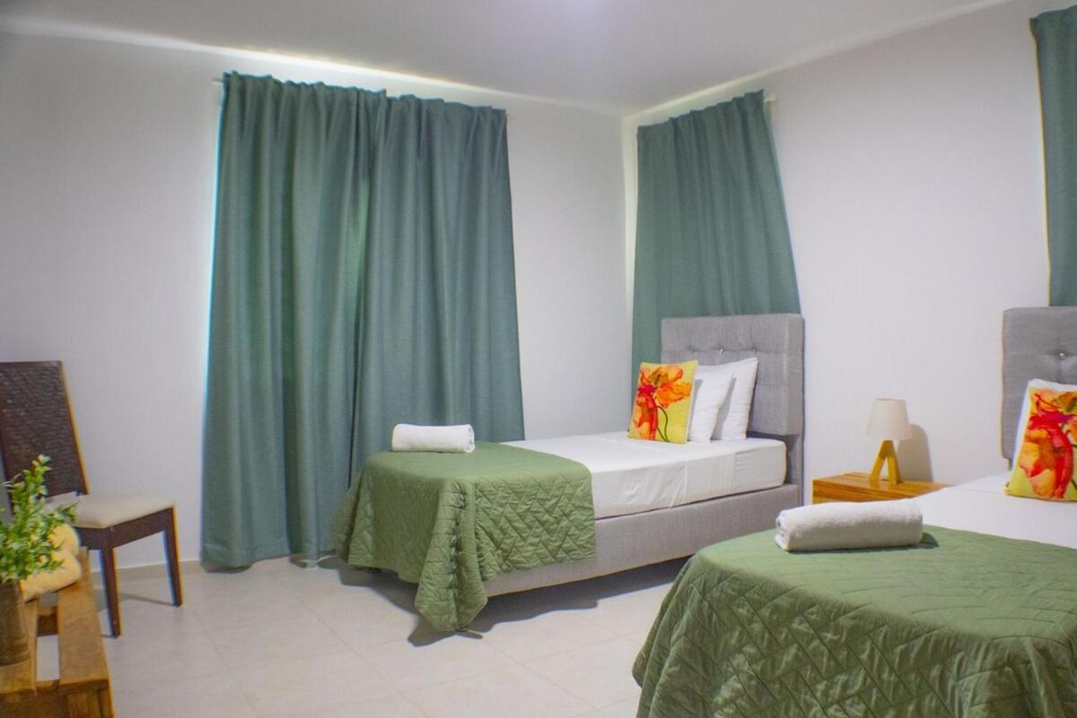 Escapada En Bavaro, Vista Piscina, Playa Corales A Solo Pasos